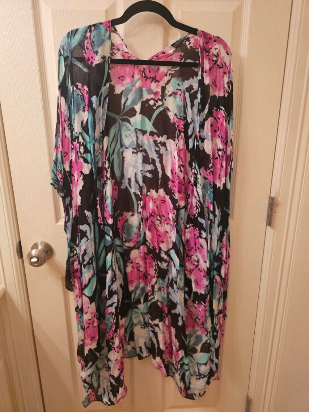 NWOT Lacchia di Ruggine Floral Kimono